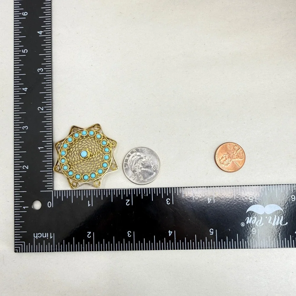 N/A intricate gold